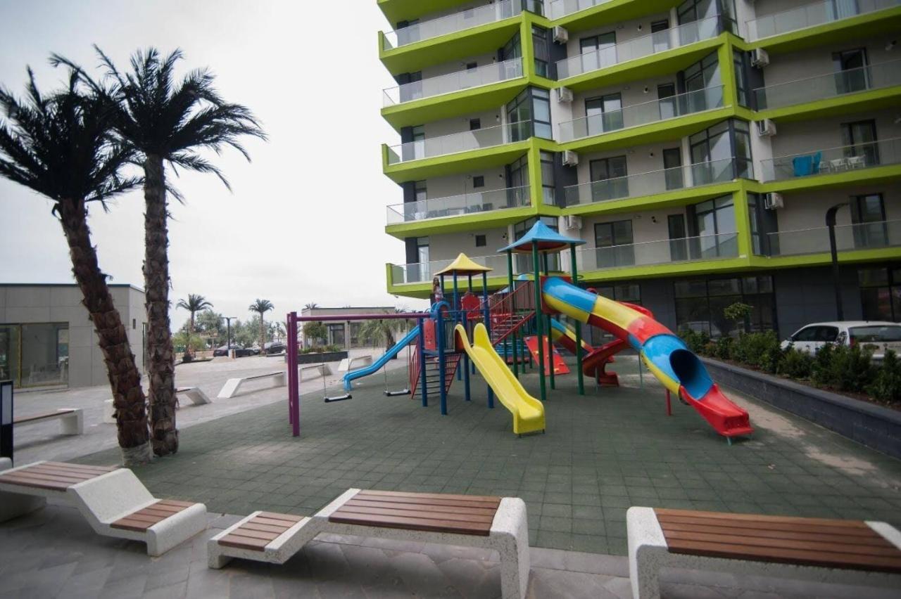 Appartamento Luxury Kln By Alezzi Mamaia Nord Năvodari Esterno foto
