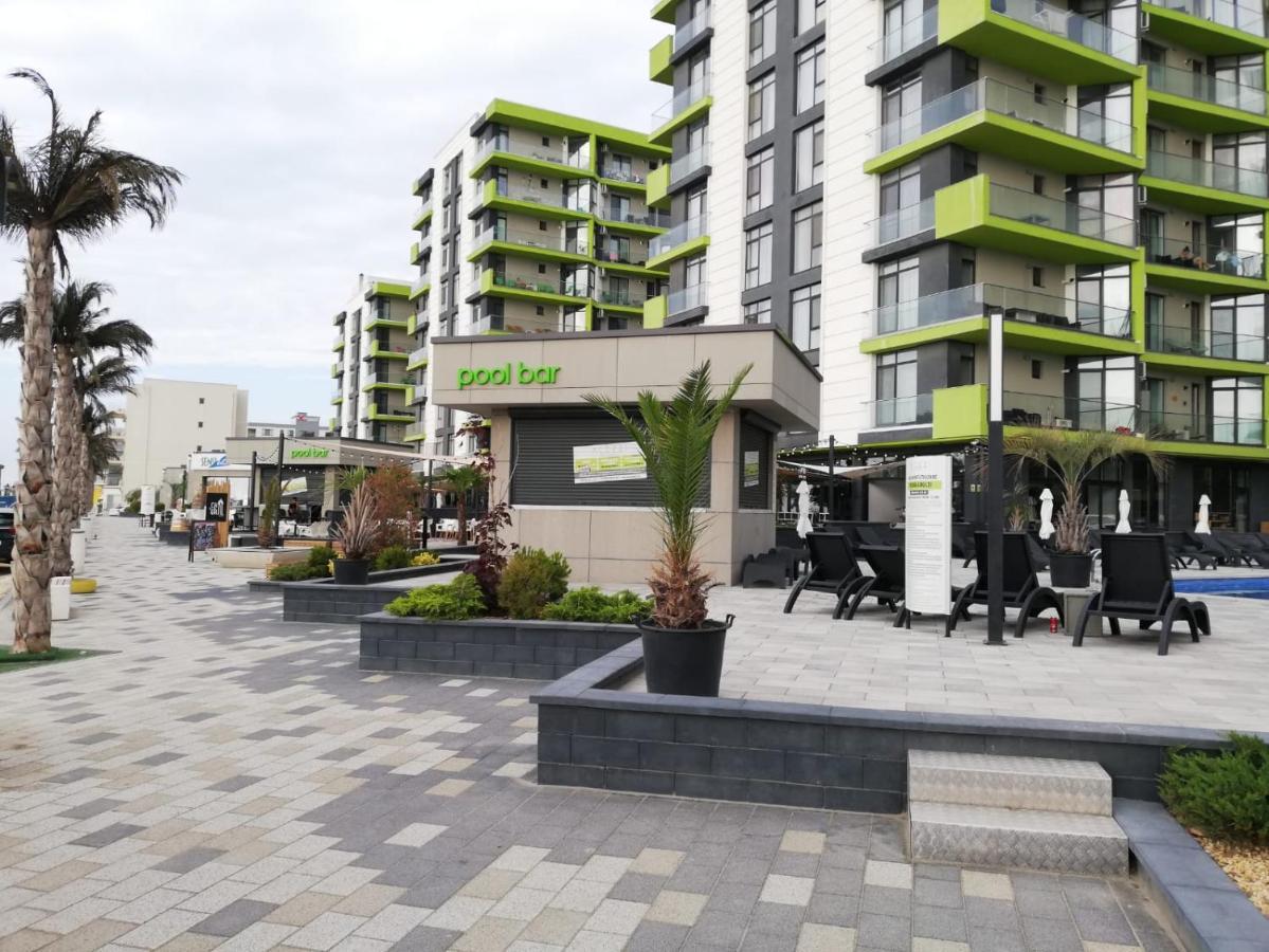 Appartamento Luxury Kln By Alezzi Mamaia Nord Năvodari Esterno foto